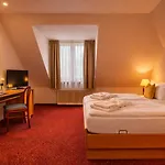 Hotel Lazensky Pyramida Františkovy Lázně