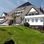 Lazensky Pyramida I Hotel 4*