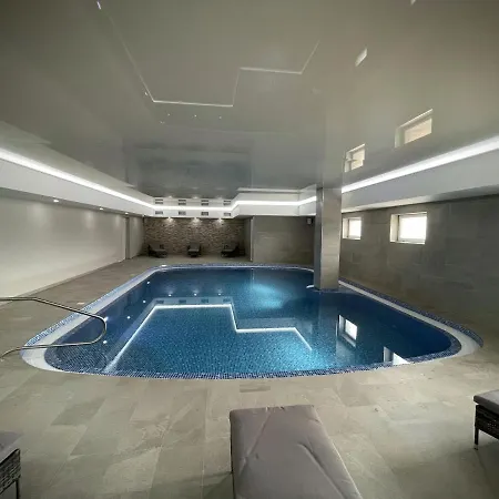 Szálloda Lazensky Pyramida Františkovy Lázně