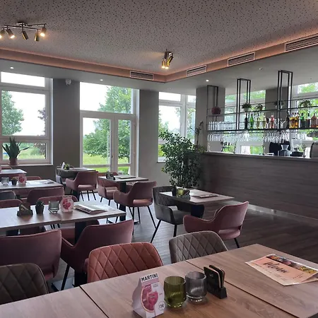 金字塔1号温泉酒店 4* Františkovy Lázně