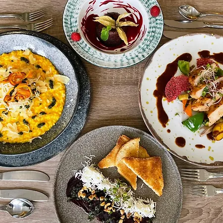 Hotel Lazensky Pyramida I 4*