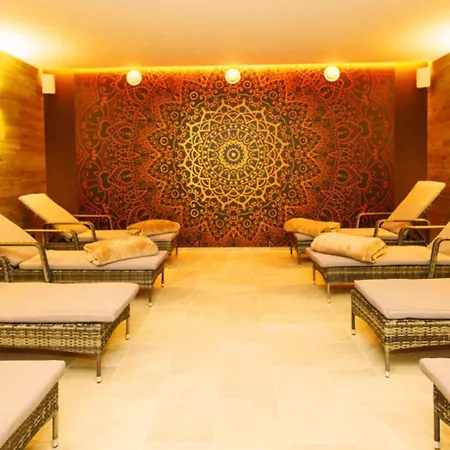 Lazensky Pyramida 4* Františkovy Lázně