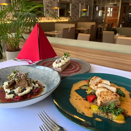 Hotel Lazensky Pyramida I 4*