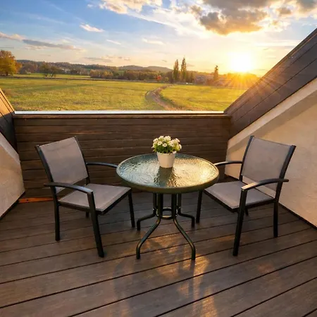 فندق Lazensky Pyramida Františkovy Lázně