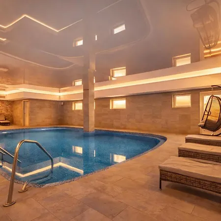 Lazensky Pyramida Otel Františkovy Lázně
