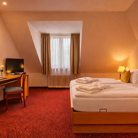 فندق Lazensky Pyramida Františkovy Lázně