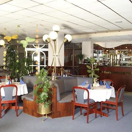 金字塔1号温泉酒店 Františkovy Lázně