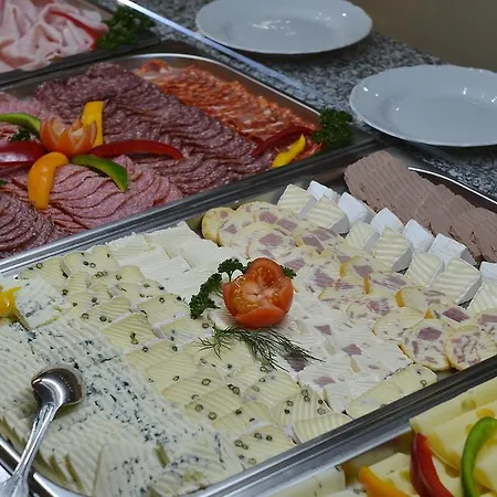 金字塔1号温泉酒店 4* Františkovy Lázně