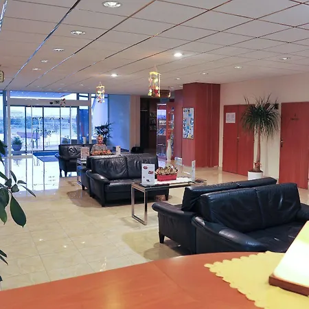 Lazensky Pyramida I Hotel Frantiskovy Lazne