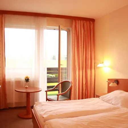 Otel Lazensky Pyramida Františkovy Lázně