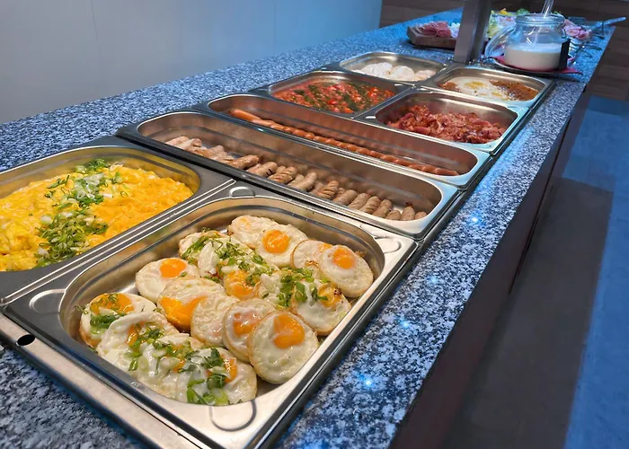 Lazensky Pyramida Hotel 4*