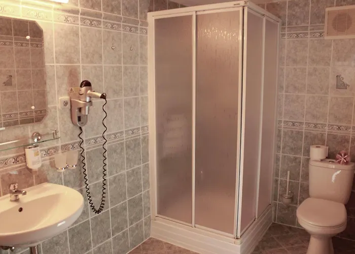 Hotell Lazensky Pyramida Františkovy Lázně