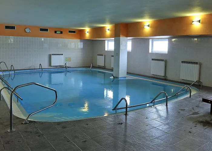 Hotell Lazensky Pyramida